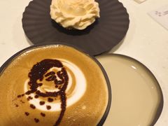 -潮一不贰·法式甜品·生日蛋糕·西式简餐(外滩店)