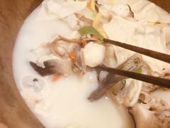 石锅鱼-滇香肴·云南菜蒸汽石锅鱼(云南北路店)