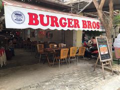 -BURGER BRO'S