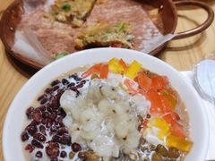 椰汁四果烧仙草-潮巷·老潮汕美食集市(欢乐港湾店)