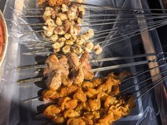 -小山羊功夫串·泰安烧烤·海鲜小炒老地摊店