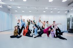 -深舞形体民族舞蹈工作室