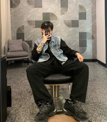 -SWANK SALON