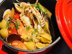 -弦月窗LUNETTE BY AMANDA(复兴路店)