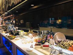 自助取餐区-唐拉雅秀酒店-西锦汇空中BBQ·思创餐厅