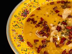 酸菜西江骨鱼-海宝酒家(中山四路店)