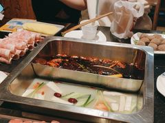 -百年川椒重庆老火锅(光谷店)