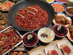 -萍姐火锅·公路夜市(武汉首店)