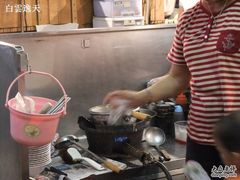 -六合夜市