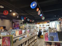-浣熊唱片店(上海影城店)