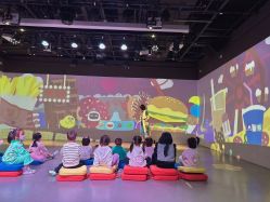 -小鸡哆哆故事屋·儿童乐园(嘉里城店)