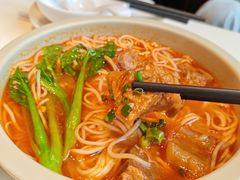 -巷子宽·酸菜鱼(迪士尼小镇店)