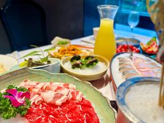 -泓炙颐凤鲜海鲜火锅料理(桐乡店)