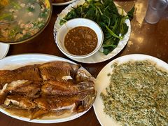 -河鱼鲜特色农家院