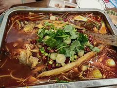 玛丽亚烤鱼-清真·玛丽亚新疆菜主题餐厅(浙江中路店)