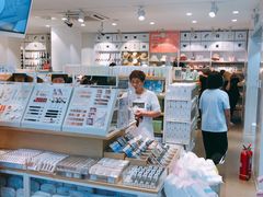 -名创优品(河南郑州健康路2店)