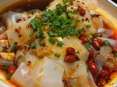 -贵厨酸汤牛肉(小十字店)