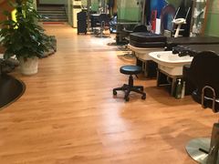 -嘉年华会水疗会(大剧院站E出口店)