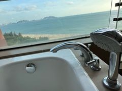 -三亚湾海居铂尔曼度假酒店