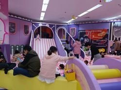 -孩子王童乐园(常德万达店)