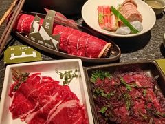 -三出山火锅(南京万象天地店)