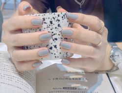 -H12 STAR日式美甲美睫专门店