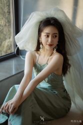 -LOVINA洛维娜婚纱礼服