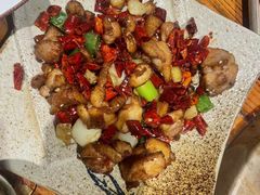 -滇香肴·云南菜蒸汽石锅鱼(云南北路店)