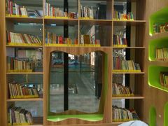 -饭米多蔻中英文绘本馆(苏州美罗店)