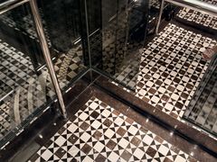 -浅深(世茂滨江精品店)