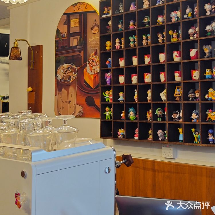 SHENZHEN｜藏在居民楼的zhi愈咖啡屋