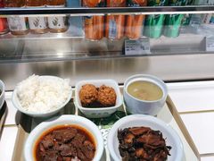 -老乡鸡(上海品尊国际中心店)