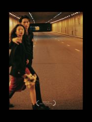 -现代经典婚纱摄影