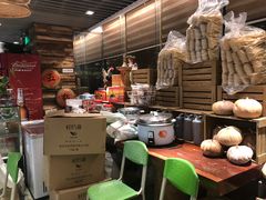 -五稻厨房粤西菜(新闻店)