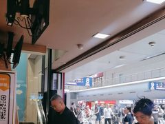 -麦当劳(西客站店)