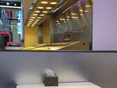 -鸡遇虾煲干锅火锅(小寨金莎店)