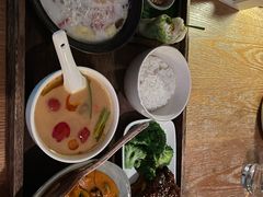 -瑰丽酒店·海吧·天际下午茶·现场DJ·天台酒吧