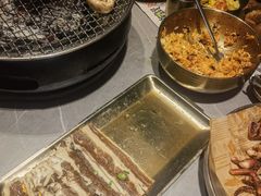 -草家酱蟹炭火烤肉店(珲春南路一店)