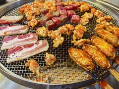 -彝人部落火盆烧烤(原内环足球场店)