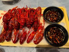 -肥肥虾庄·金牌油焖大虾(杨园滨江时代walk店)