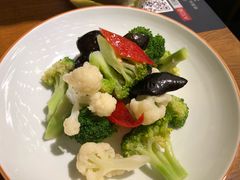 蒜蓉西兰花-必点海鲜·鲅鱼水饺(鞍山西道店)