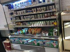 -光明牛奶棚(南泉店)