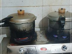 -冯记白土岗辣子鸡