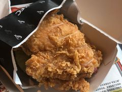 培根鸡腿重磅肉霸堡-肯德基(巴沟店)