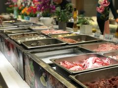 -欢乐时光烤肉火锅自助(龙岩新罗万达店)
