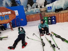 -长沙湘江冰雪世界