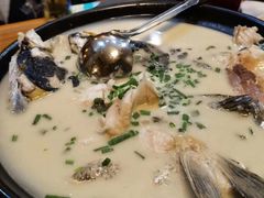 -临江餐馆二楼美食部落