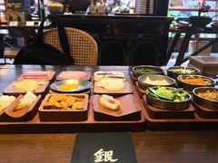 -银米·云南传统过桥米线(双廊黑金冠店)