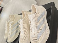 -adidas(滔搏新城吾悦广场店)