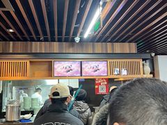 -亮亮面馆(经六路店)